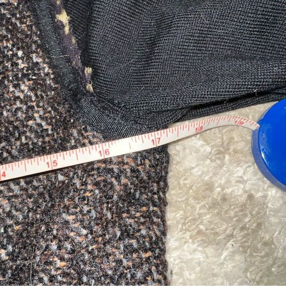 Elie Tahari sweater cardigan size M - Picture 6 of 8